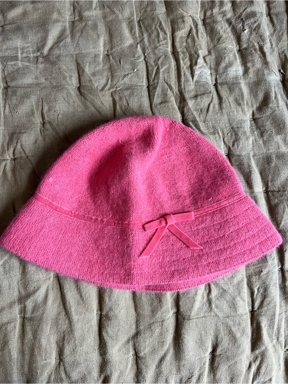 Vintage Y2K Gap Pink Rabbit Hair Bucket Hat